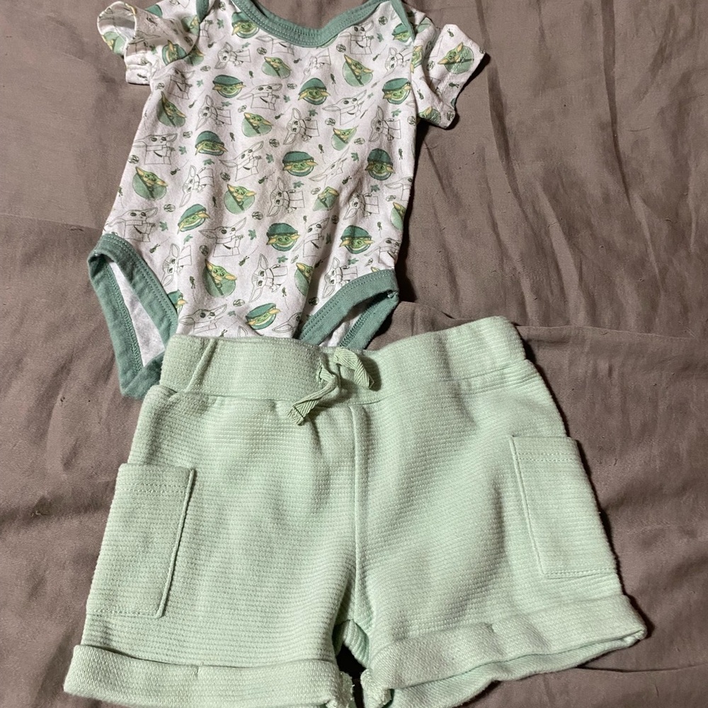 Star Wars Green and White Kids Matching Set - Picture 2 of 8